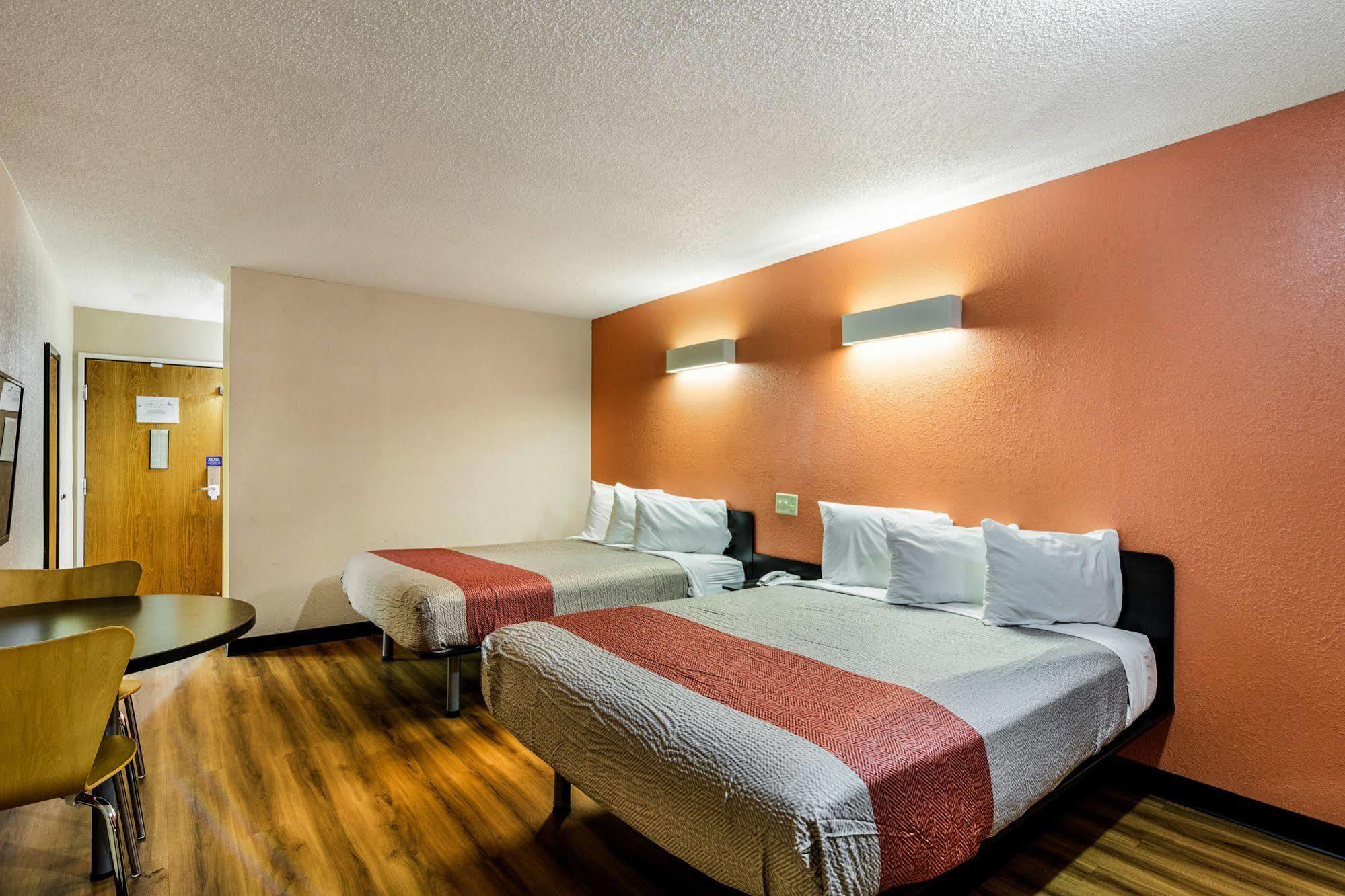 Motel 6-Libertyville, Il Bagian luar foto