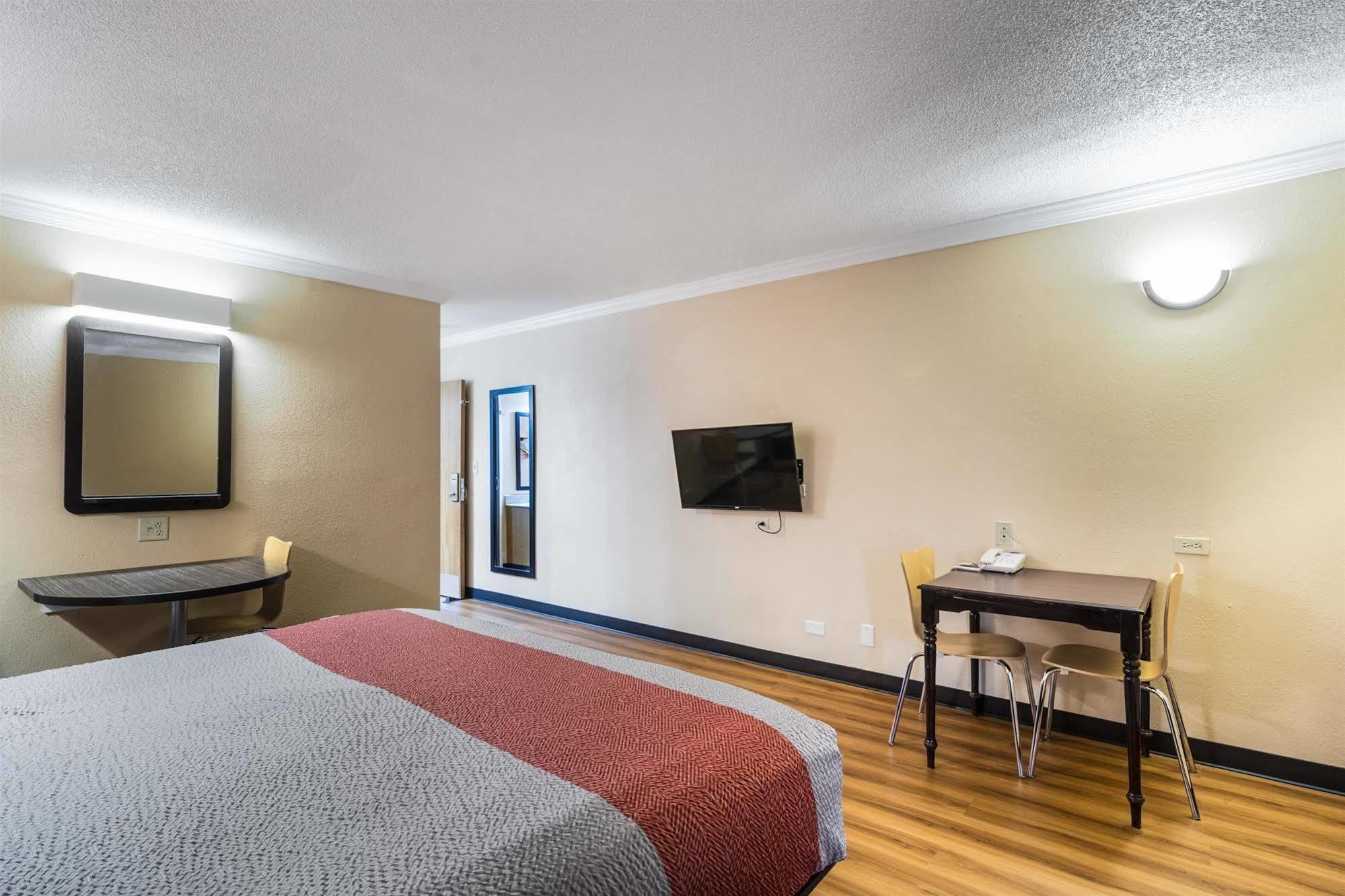 Motel 6-Libertyville, Il Bagian luar foto